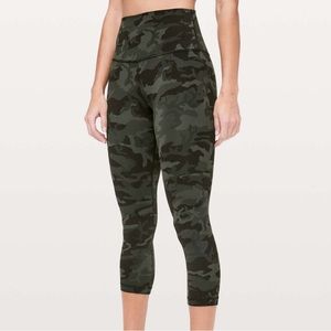 Lululemon camo 21 inch leggings